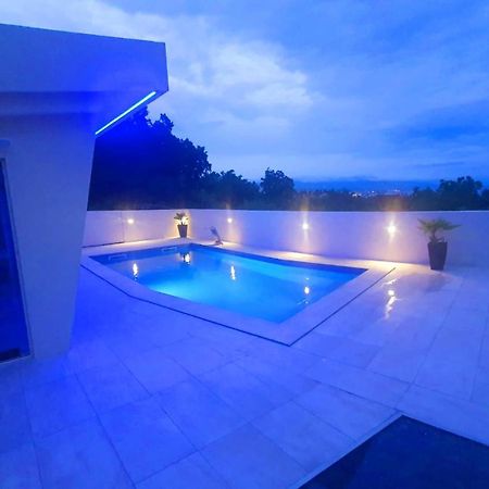 Penthouse Jacuzzi & Pool Apartmants Opatija Exteriör bild