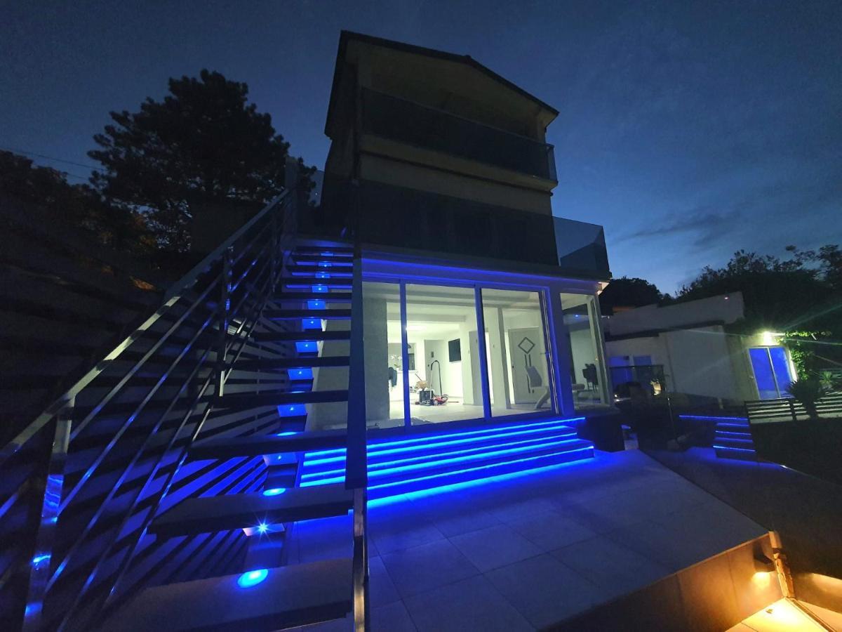 Penthouse Jacuzzi & Pool Apartmants Opatija Exteriör bild