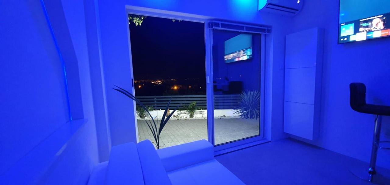Penthouse Jacuzzi & Pool Apartmants Opatija Exteriör bild
