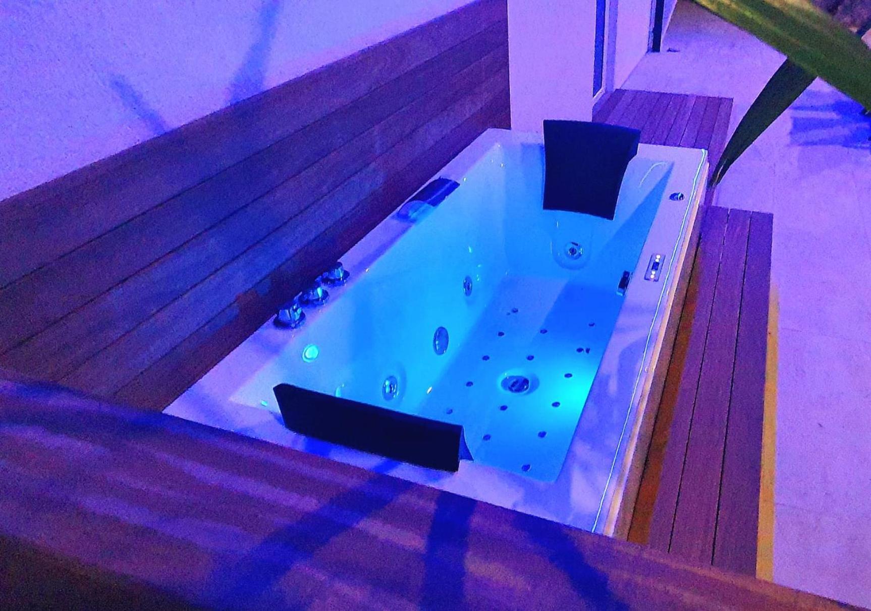 Penthouse Jacuzzi & Pool Apartmants Opatija Exteriör bild