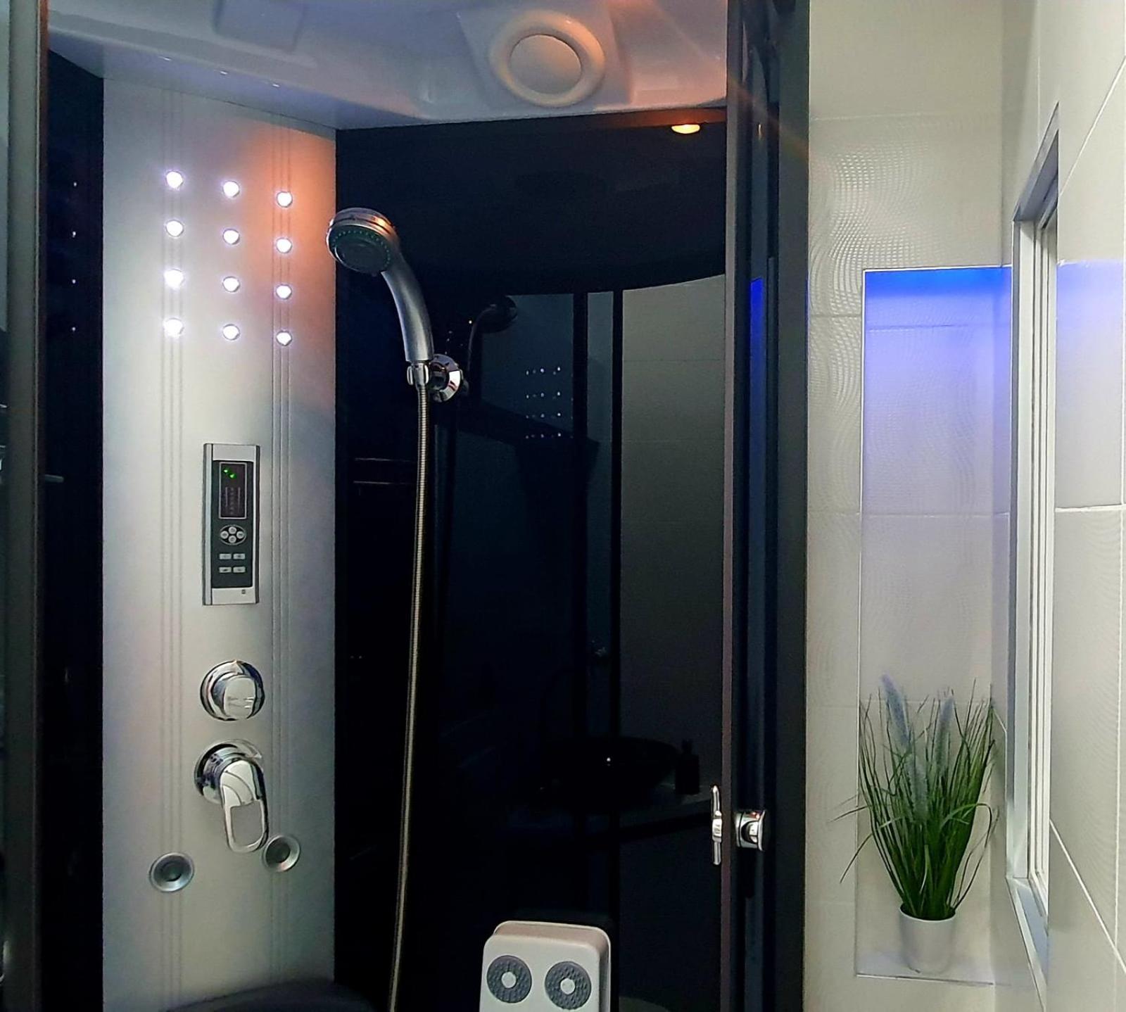Penthouse Jacuzzi & Pool Apartmants Opatija Exteriör bild